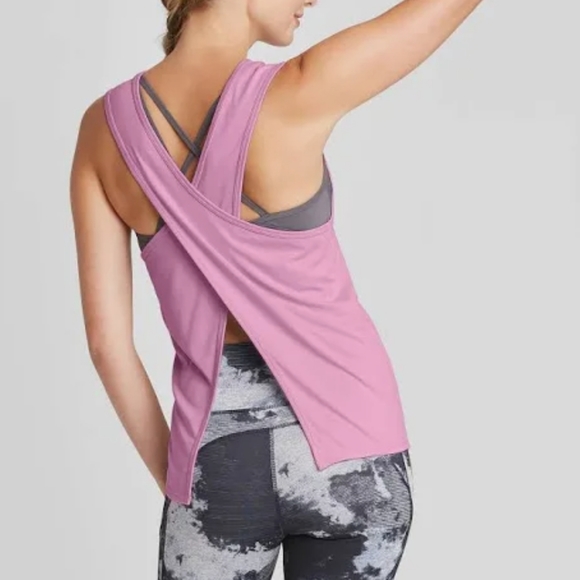 Cross Back - Picture 5 of 9